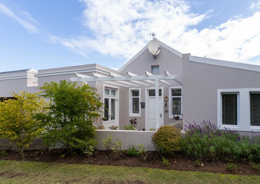 3 Bedroom Property for Sale in Hunters Estate Western Cape